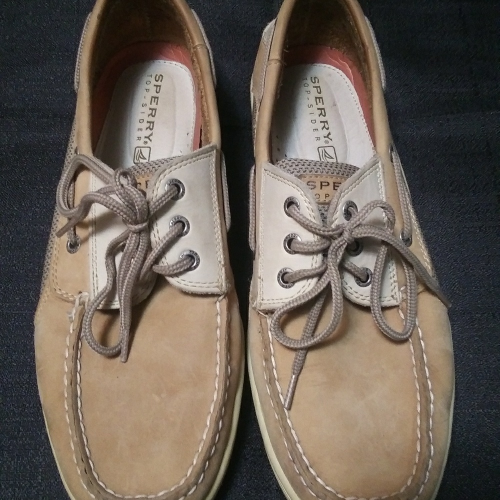 Sperry Topsiders